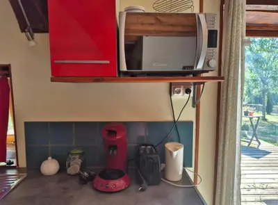 Cuisine ou kitchenette dans l'établissement Gîte Marie, Beynat, Corrèze