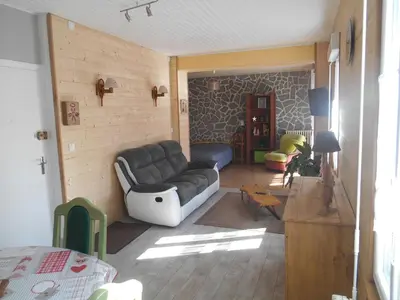 Coin salon dans l'établissement Villa Les Mimosas