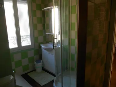 Salle de bains dans l'établissement Villa Les Mimosas