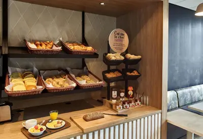 Nourriture dans l'hôtel ou à proximité