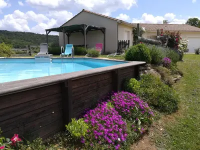 Piscine de l'établissement Villa La Guionie Montignac Lascaux ou située à proximité