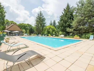 Piscine de l'établissement Holiday Home Chastagnol by Interhome ou située à proximité