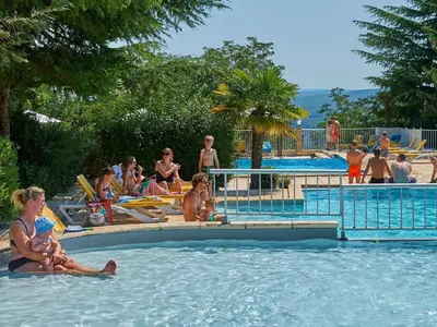 Piscine de l'établissement Villa in France with Private Garden ou située à proximité