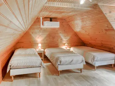 Un ou plusieurs lits dans un hébergement de l'établissement Tranquil holiday home with private pool
