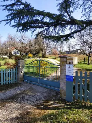 Jardin de l'établissement Le nid de mésanges