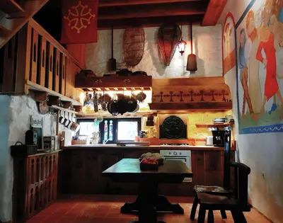 Cuisine ou kitchenette dans l'établissement Cottage in Dordogne