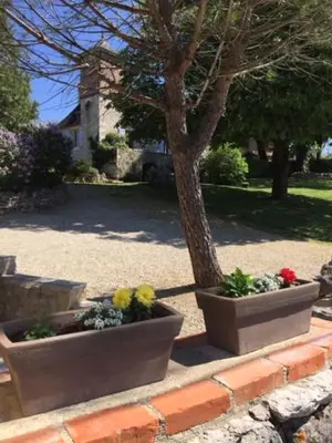 Jardin de l'établissement Bergerie de Lagarrigue