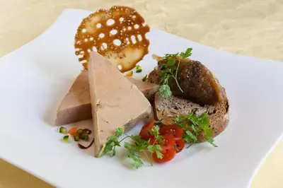 Nourriture dans l'hôtel ou à proximité