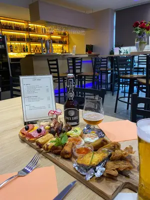 Nourriture dans l'hôtel ou à proximité