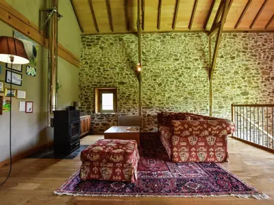 Coin salon dans l'établissement Farmhouse in Pyrenees with Pool
