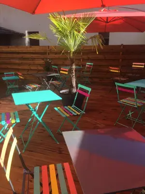 Restaurant ou autre lieu de restauration dans l'établissement Hotel du Touring
