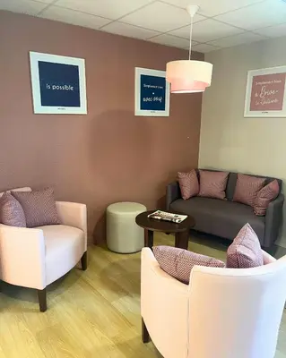 Coin salon dans l'établissement Ace Hotel Brive