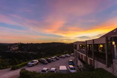 Lever ou coucher de soleil vu de l'hôtel ou à proximité
