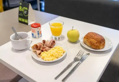 Nourriture dans l'hôtel ou à proximité