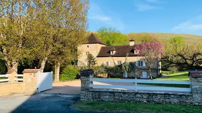 Jardin de l'établissement Le Moulin du Boisset
