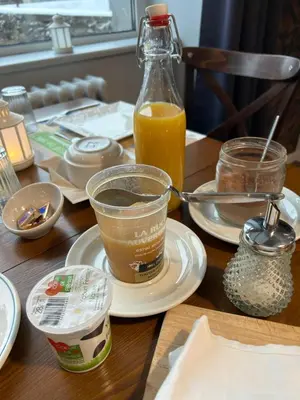 Boissons dans l'établissement Logis Hôtel de Paris