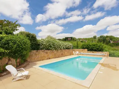 Piscine de l'établissement Peaceful Stay with Pool ou située à proximité