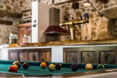 Billard dans l'établissement Gite de la Genevrière