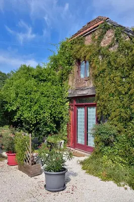 Jardin de l'établissement Les Gîtes de la Vallée de l'Elle