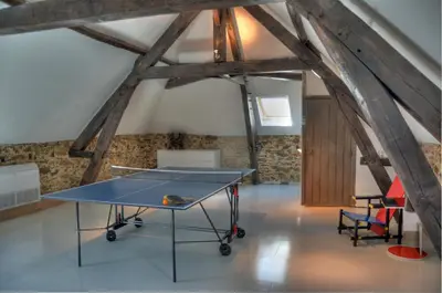 Tennis de table au sein de l'établissement Villa De Vacances l'Ancienne Ecole Troche ou à proximité