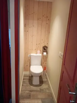 Salle de bains dans l'établissement Le chalet des Patures