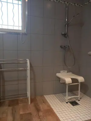 Salle de bains dans l'établissement Le chalet des Patures