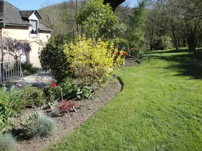 Jardin de l'établissement Le Relais des Capucines