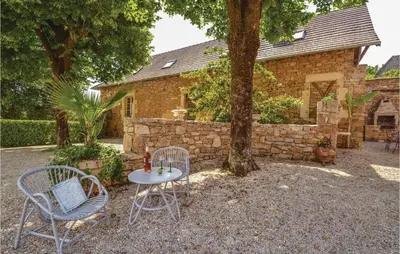 Jardin de l'établissement Cozy Home In Terrasson-Lavilledieu With Wifi