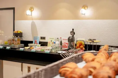 Nourriture dans l'hôtel ou à proximité