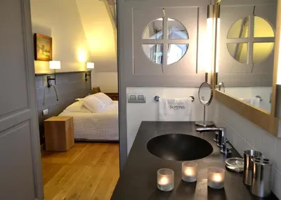 Salle de bains dans l'établissement La Maison Des Jardins