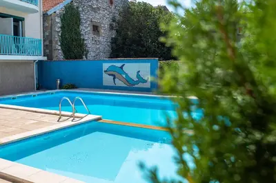 Piscine de l'établissement Le Quercy ou située à proximité