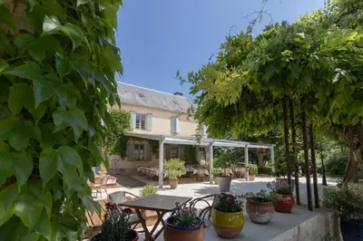 Jardin de l'établissement Le Moulin de Mitou