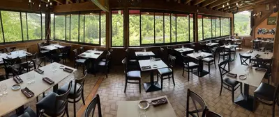 Restaurant ou autre lieu de restauration dans l'établissement Hotel du Lion d'Or