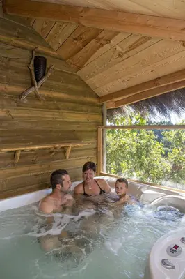 Clients de l'établissement Auberge La Tomette, The Originals Relais