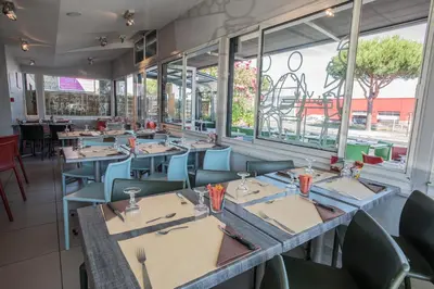 Restaurant ou autre lieu de restauration dans l'établissement Le Beauregard