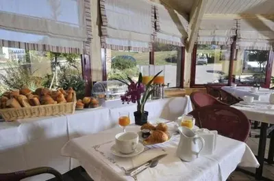 Nourriture dans l'hôtel ou à proximité