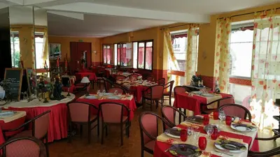 Restaurant ou autre lieu de restauration dans l'établissement Le relais du Haut Limousin