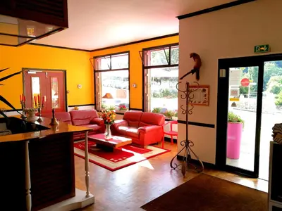 Coin salon dans l'établissement Le relais du Haut Limousin