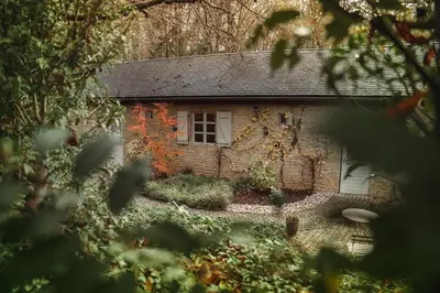 Jardin de l'établissement Cabane de La Mésange