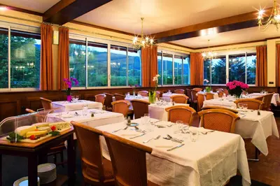 Restaurant ou autre lieu de restauration dans l'établissement Family Hotel