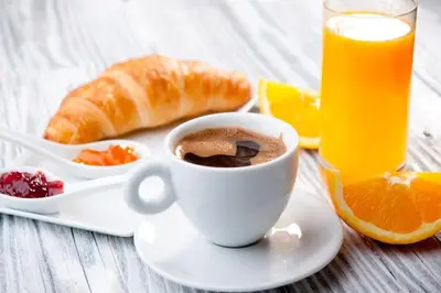 Options de petit-déjeuner proposées aux clients de l'établissement Camping Magali Plage