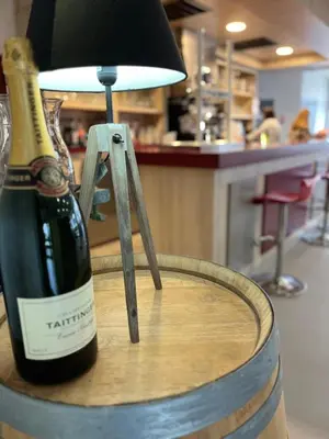 Boissons dans l'établissement Logis Hotel Noemys Brive - Restaurant Le Teinchurier