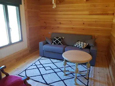 Coin salon dans l'établissement Gîtes du Chêne Vert