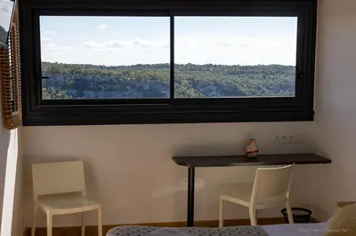 Vue générale sur la montagne ou vue sur la montagne depuis l'hôtel