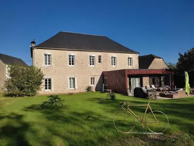 Jardin de l'établissement Hotel des Voyageurs