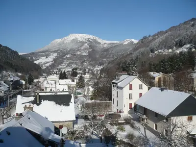 Vue générale sur la montagne ou vue sur la montagne depuis l'appart'hôtel