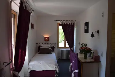 Un ou plusieurs lits dans un hébergement de l'établissement Le Petit Relais