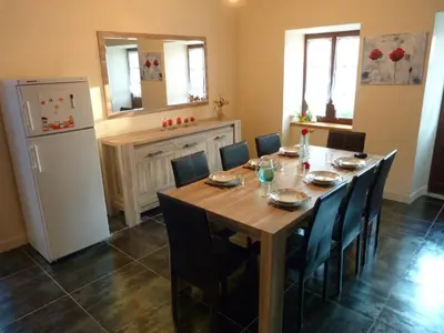 Cuisine ou kitchenette dans l'établissement La petite maison