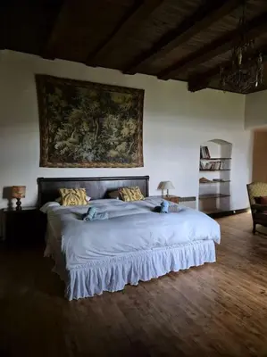 Un ou plusieurs lits dans un hébergement de l'établissement Chateau de Presque