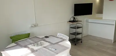Un ou plusieurs lits dans un hébergement de l'établissement DUPLEX 4 pers super murat 1200 m alt prox mont dore bourboule sancy